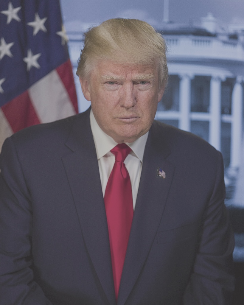 Trump's Official Presidential Photo Shows HIm Scowling